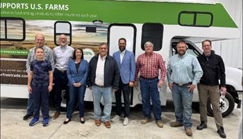 Rep. Craig Visits Mohn Farm in Scott County