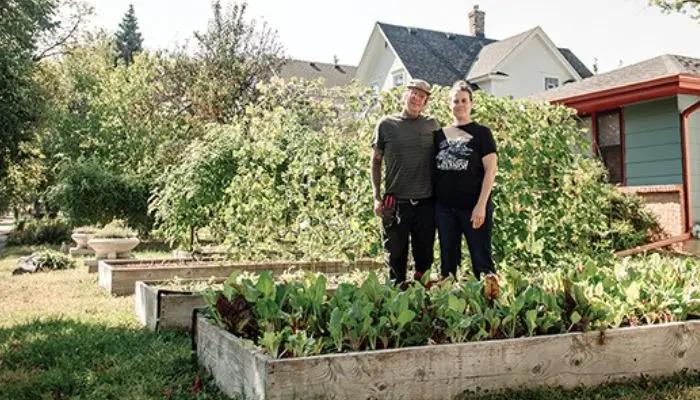 Jade Townsend (left) and Carrie Thompson of the Black Radish, an urban farm that now sprawls across 14 front yards and a quarter-acre plot